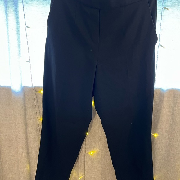 Aritzia Babaton - Conan pants in Black, excellent condition, size 4 - Picture 3 of 3